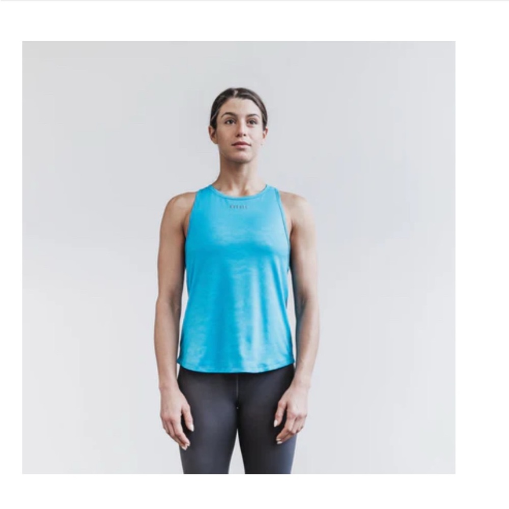 NOBULL Neon Blue Camo Lightweight Textured Tank Top